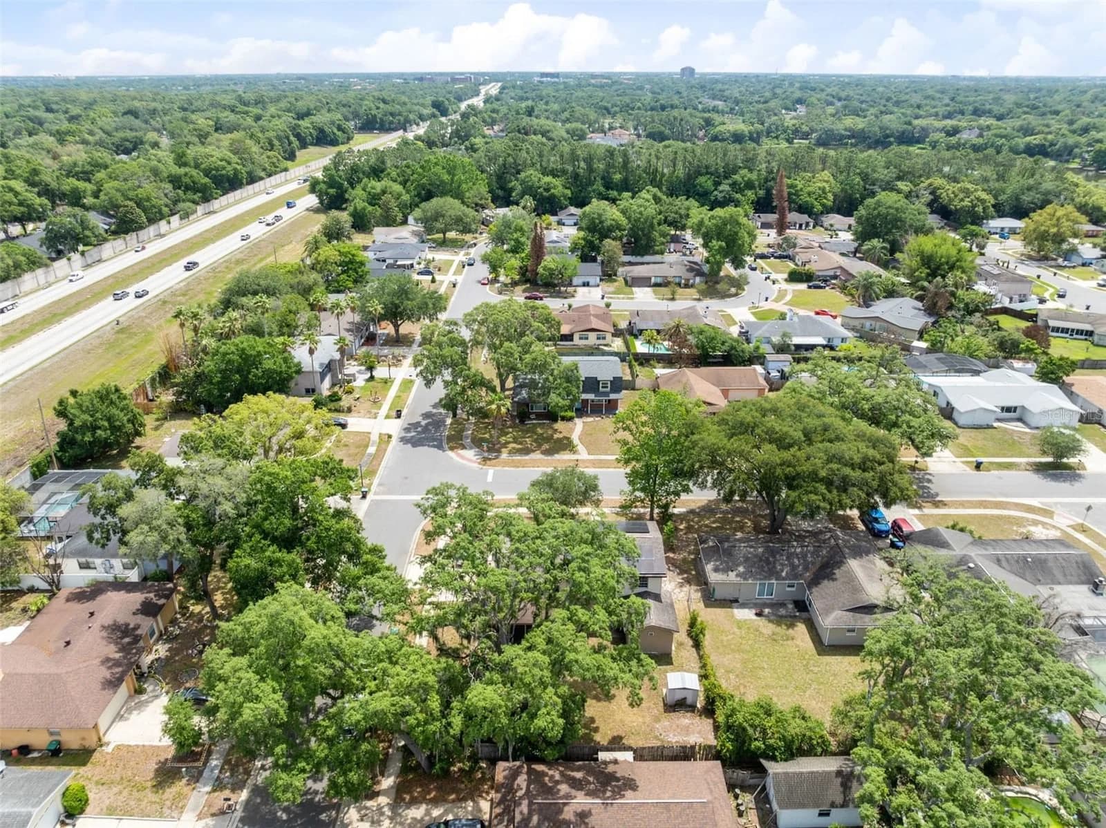 8698 HILLSIDE Drive, Orlando, FL 32810 3