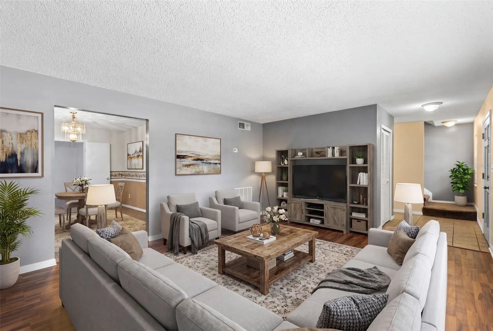 8698 HILLSIDE Drive 4