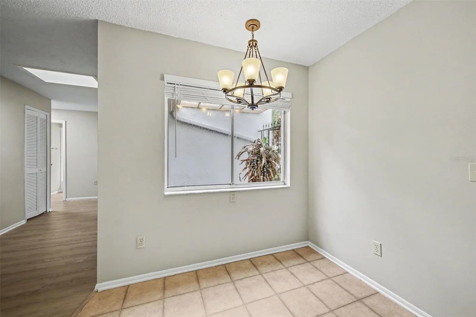 871 BEACH BREEZE Drive 5