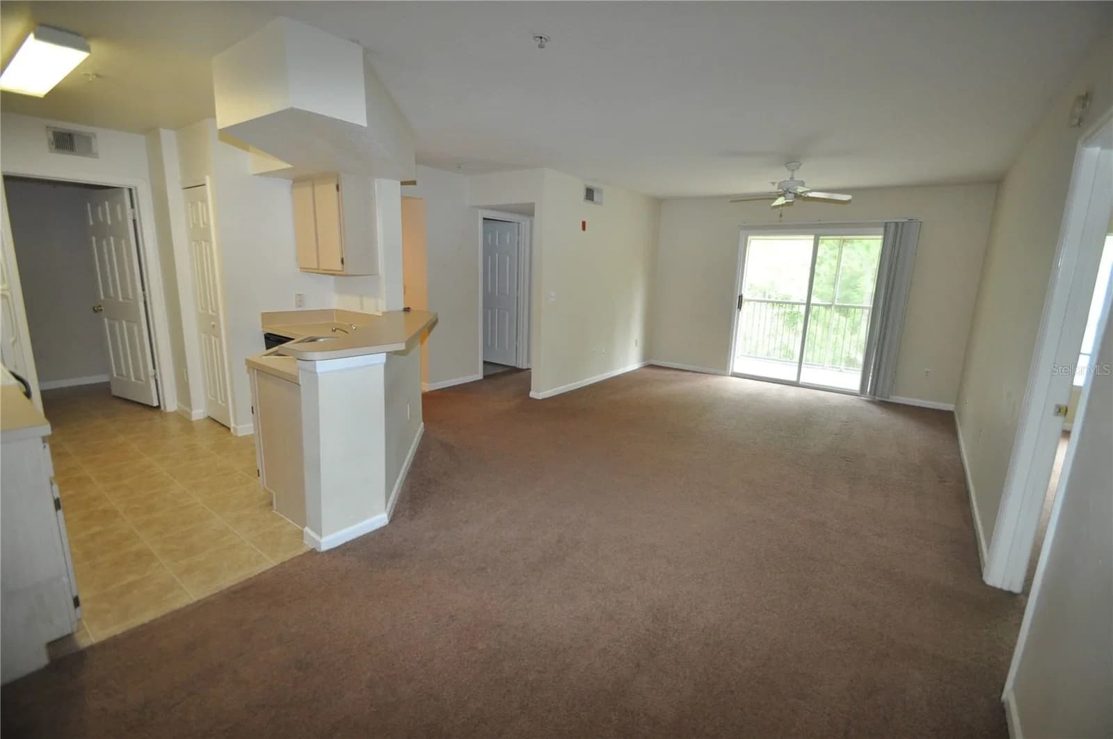 738 CREST PINES Drive #734, Orlando, FL 32828 3
