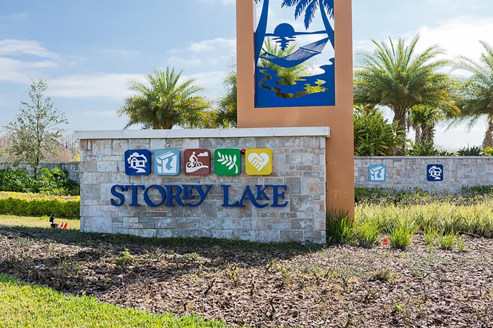 2790 OXYMORON, Kissimmee, FL 34746 2
