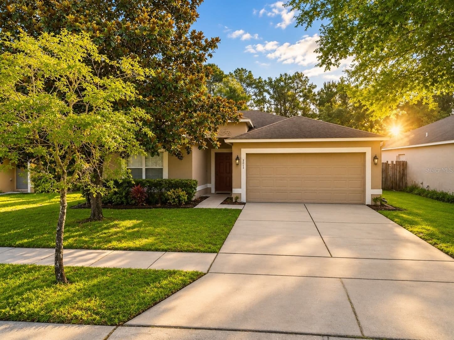 2015 CORNER SCHOOL Drive, Orlando, FL 32820