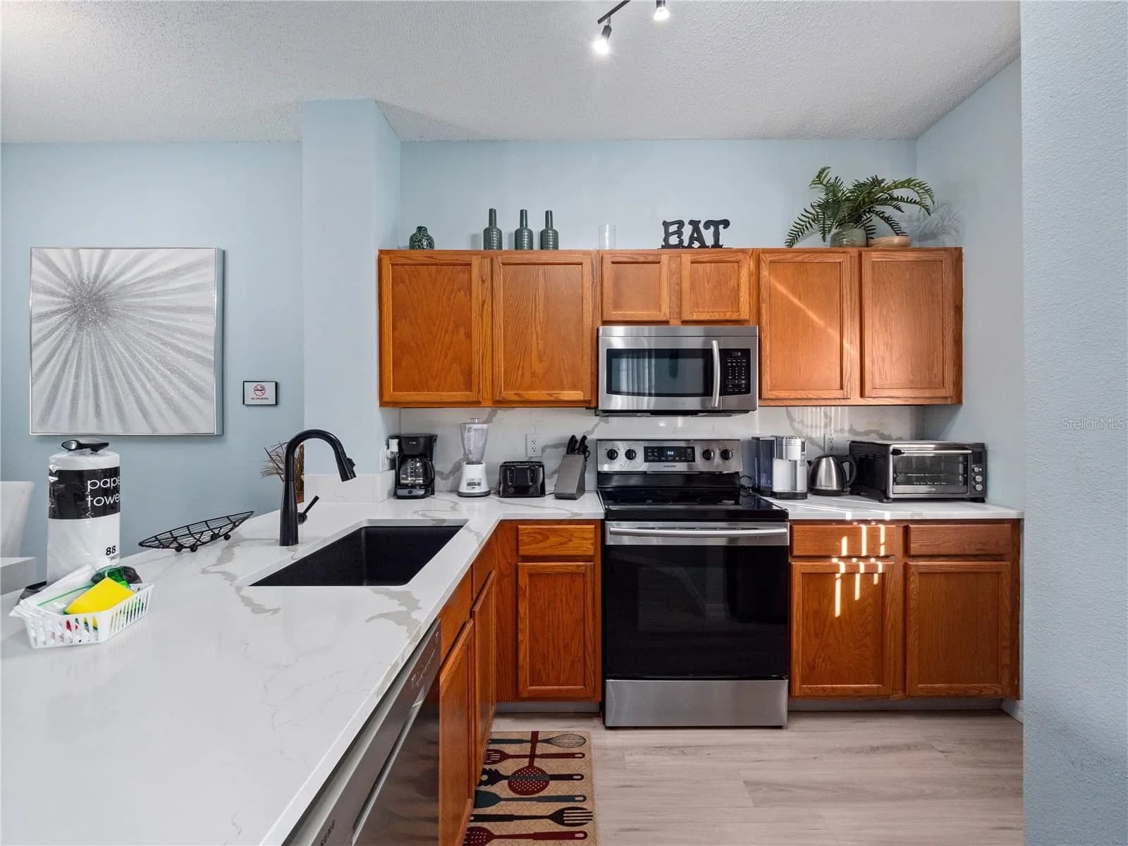 136 POMPANO BEACH, Kissimmee, FL 34746 2