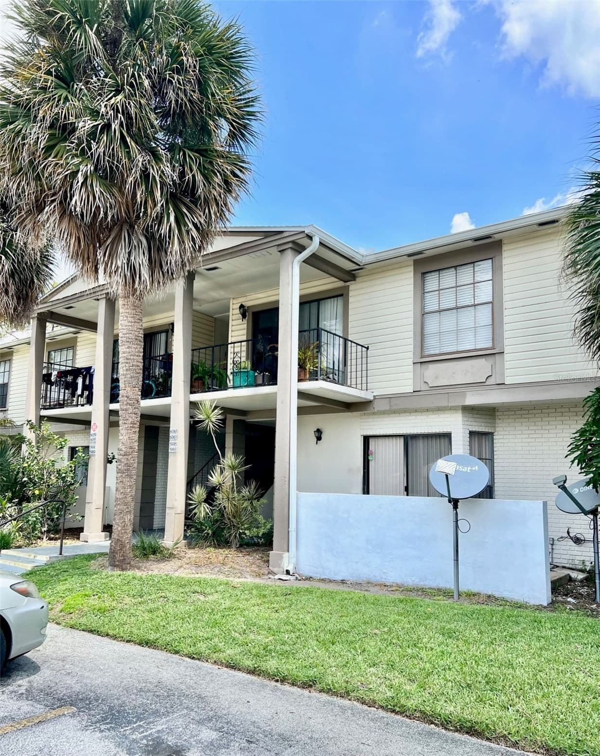 6065 VILLAGE Circle #6065, Orlando, FL 32822