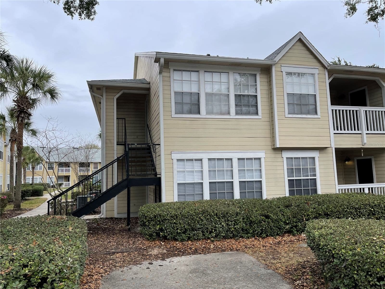 1027 HIAWASSEE, Orlando, FL 32835 2