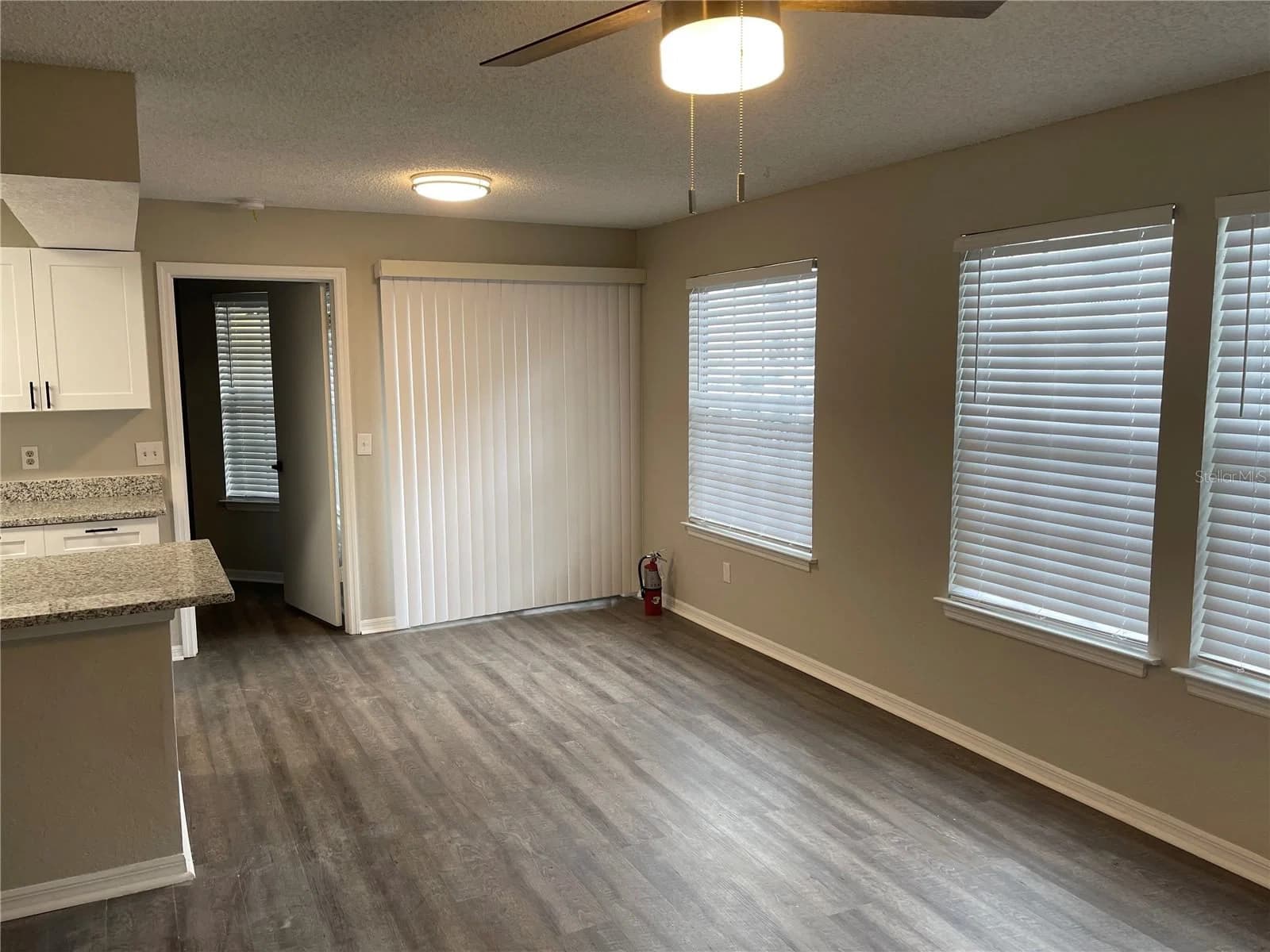 1027 HIAWASSEE, Orlando, FL 32835 3
