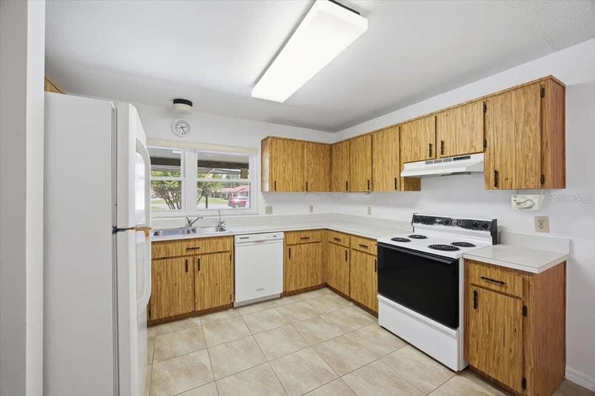 535 HUNTER, Kissimmee, FL 34758 2