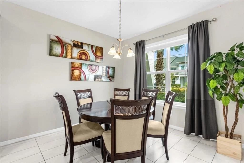 1540 CAREY PALM 5