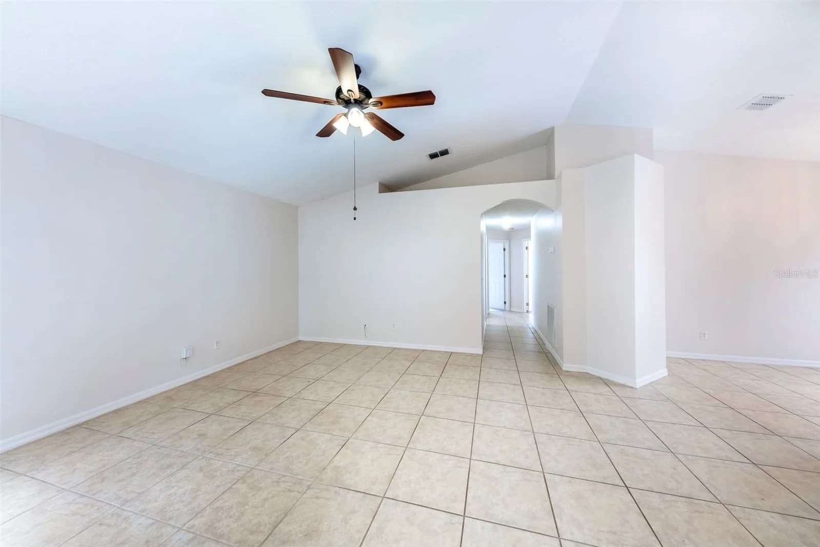 10109 VISTA COVE Lane, Orlando, FL 32825 2