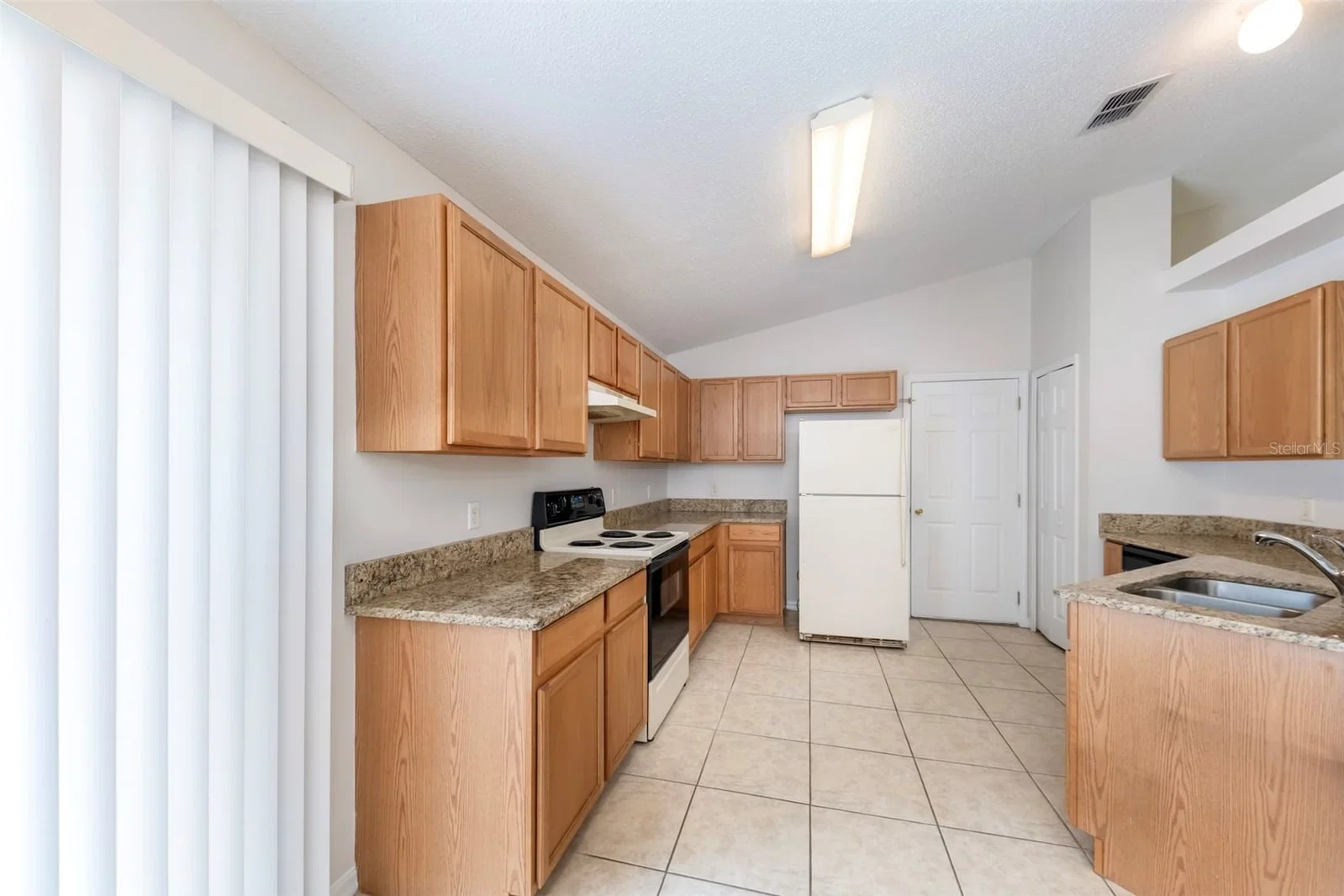 10109 VISTA COVE Lane 5