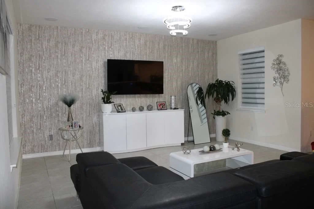 1723 FLOURISH, Kissimmee, FL 34744 3