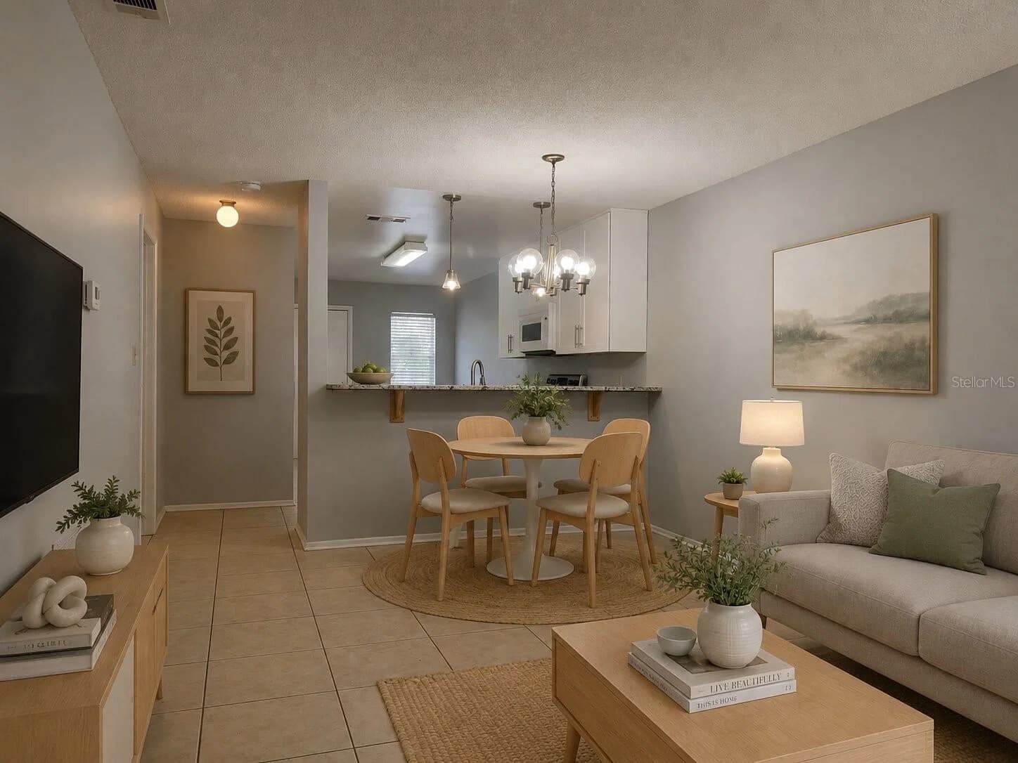 1421 SOPHIE Boulevard 4