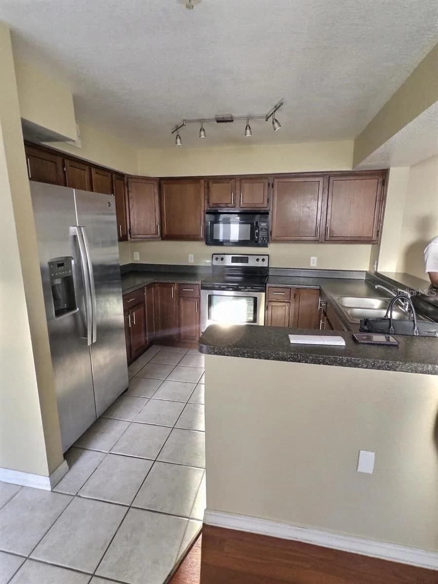 13803 FAIRWAY ISLAND Drive #1618 4