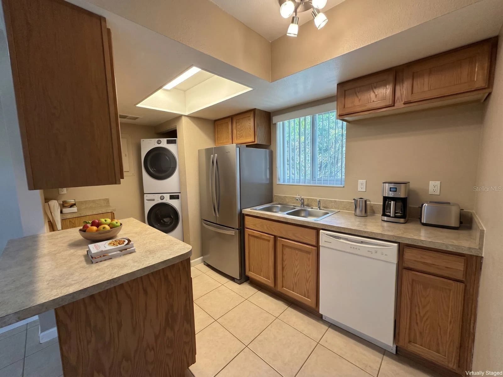 5568 GREEN SHADOWS Place #21-1, Orlando, FL 32811 2