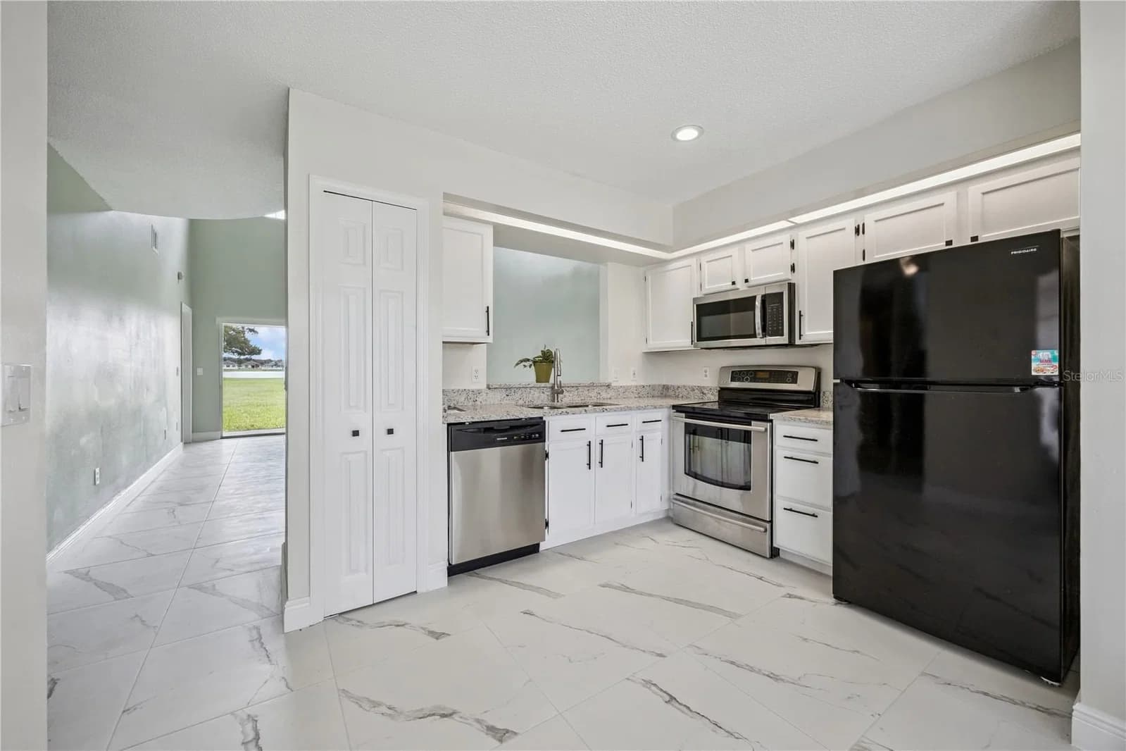14451 BAY ISLE Drive 5