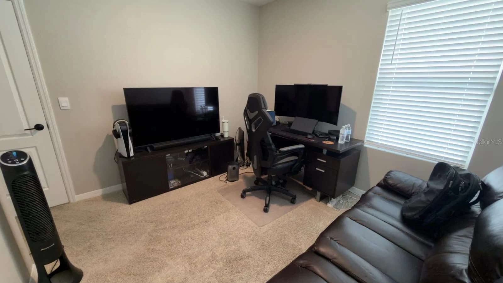 1583 BARBERRY 5
