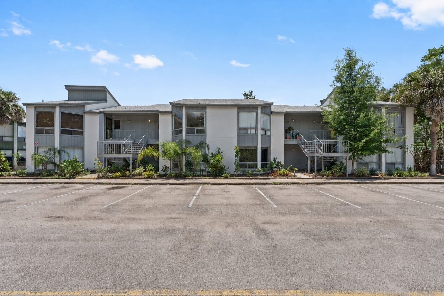 4310 LAKEWAY Drive #12B, Orlando, FL 32839