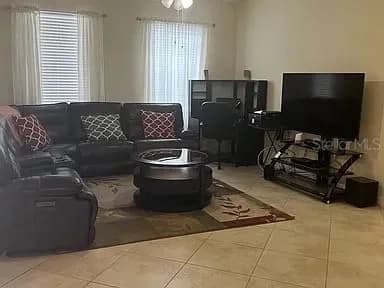 Kissimmee, FL 34744 3