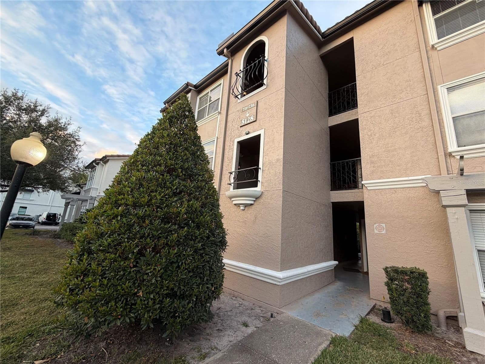 5128 CONROY, Orlando, FL 32811