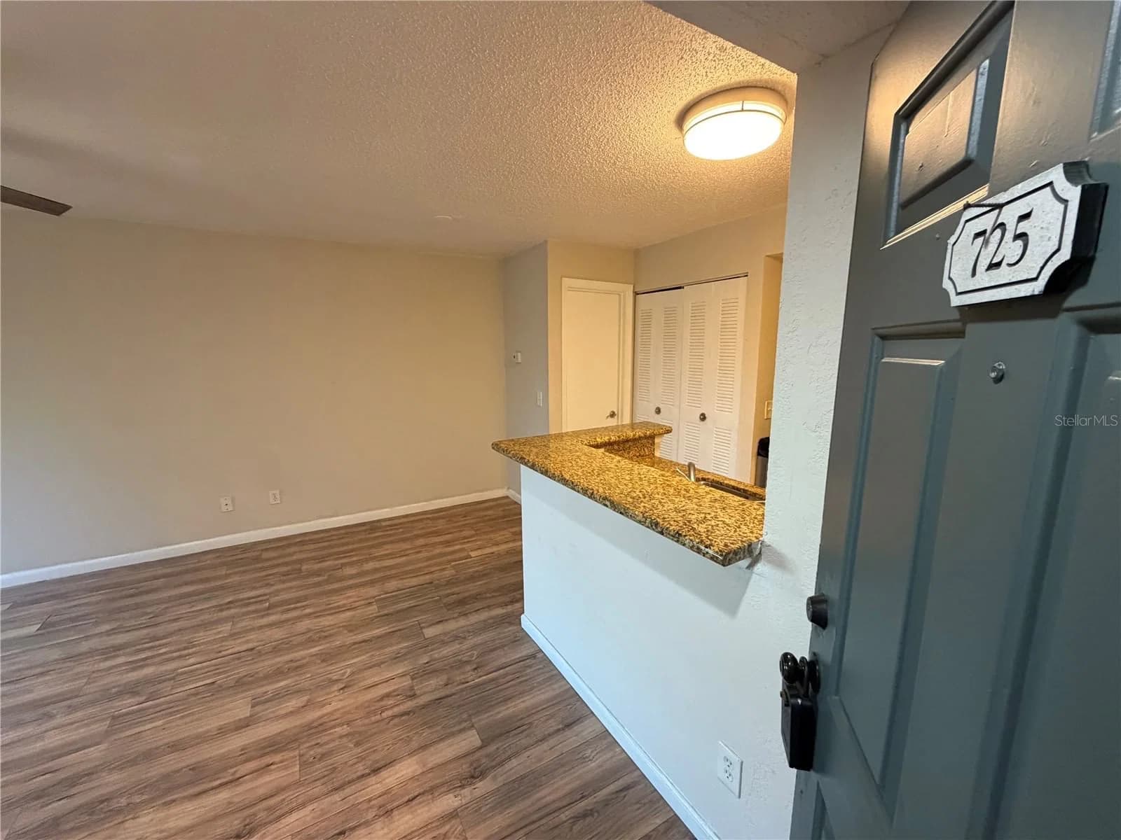 5128 CONROY, Orlando, FL 32811 2