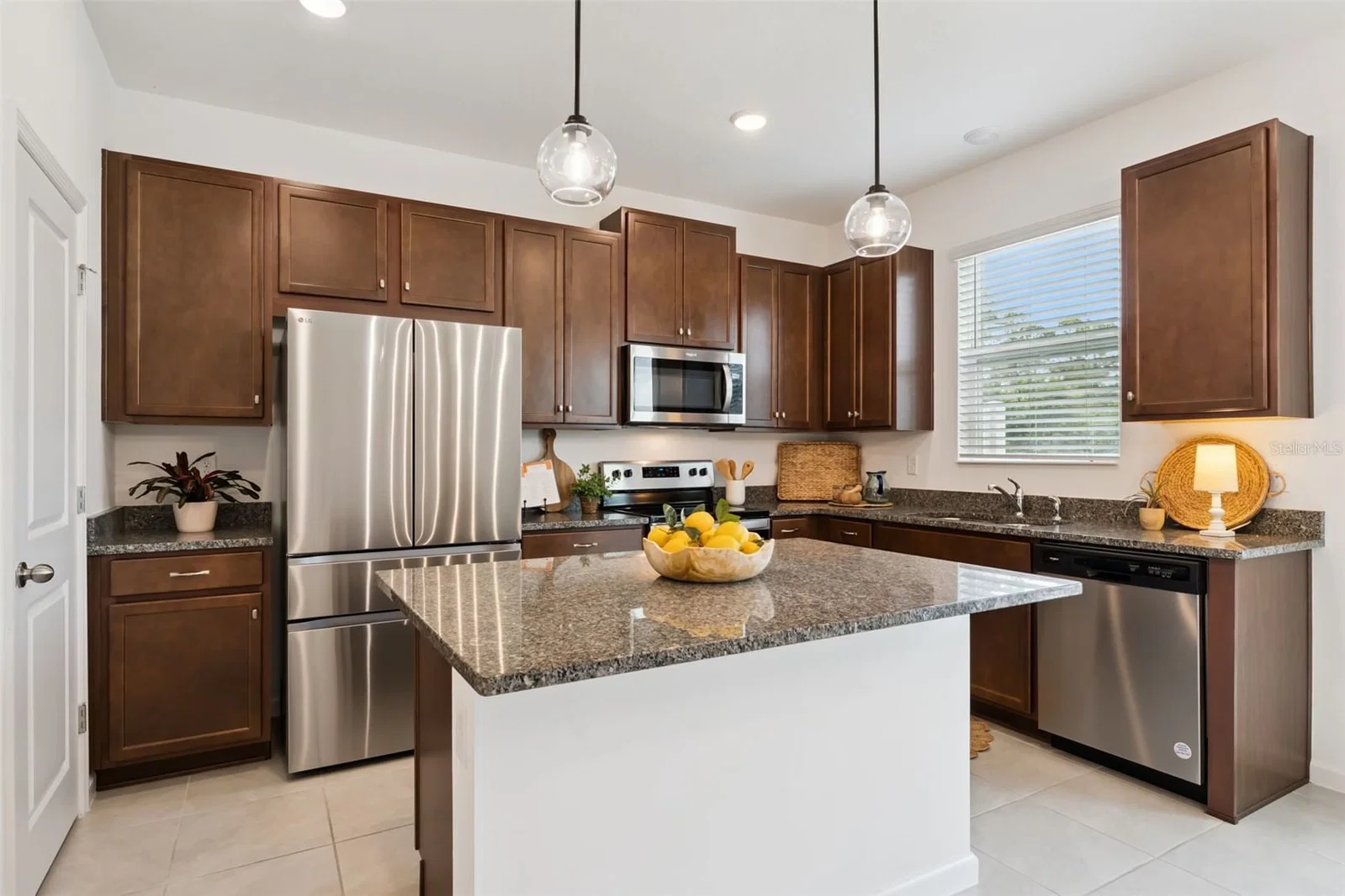 1070 SPRING PALMS, Orlando, FL 32828 2