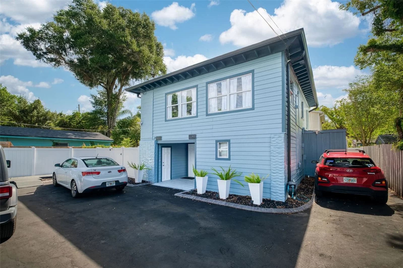 1421, 1423, 142 ASHER, Orlando, FL 32803 3