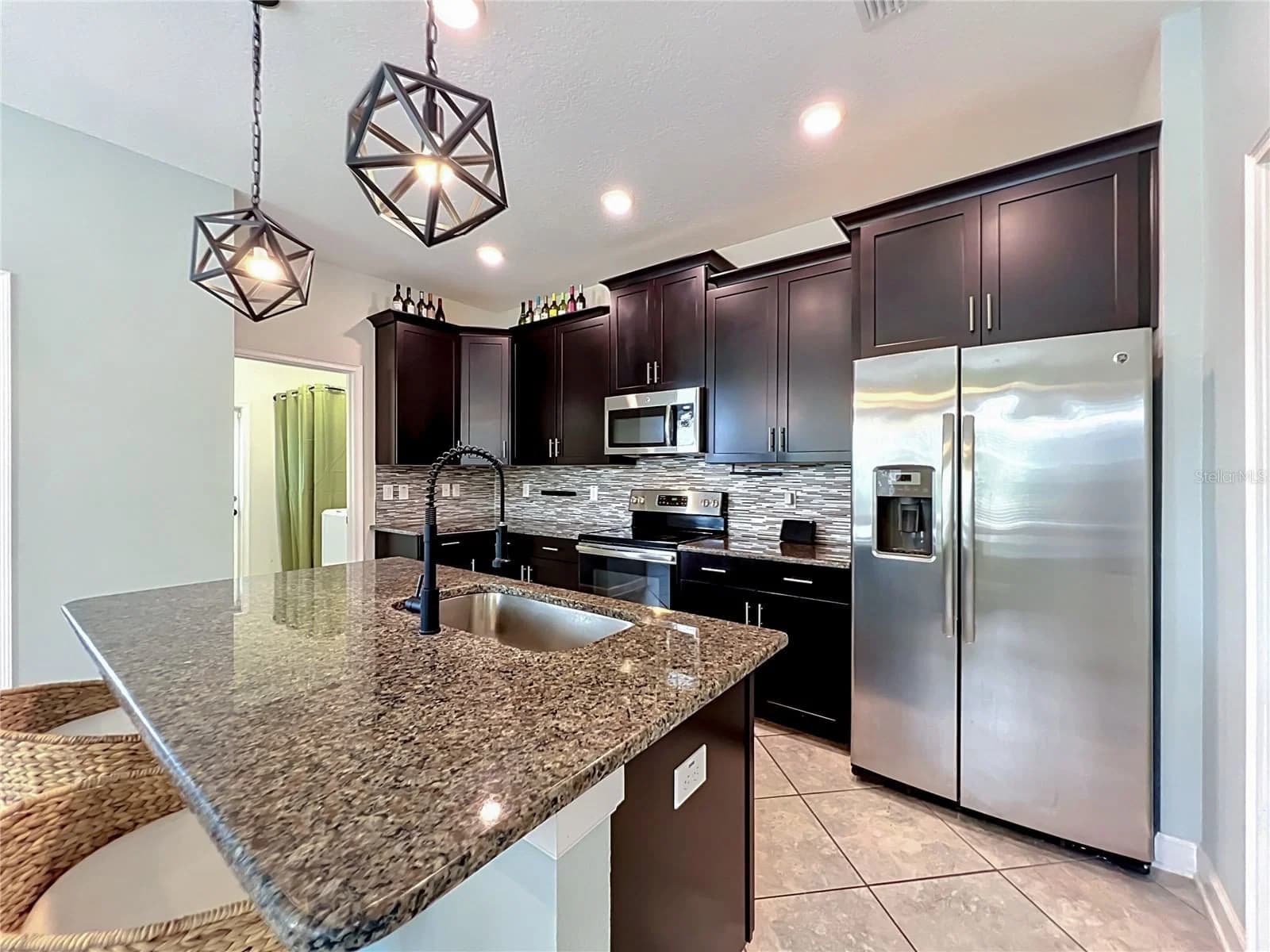 11780 STEIN, Orlando, FL 32832 3