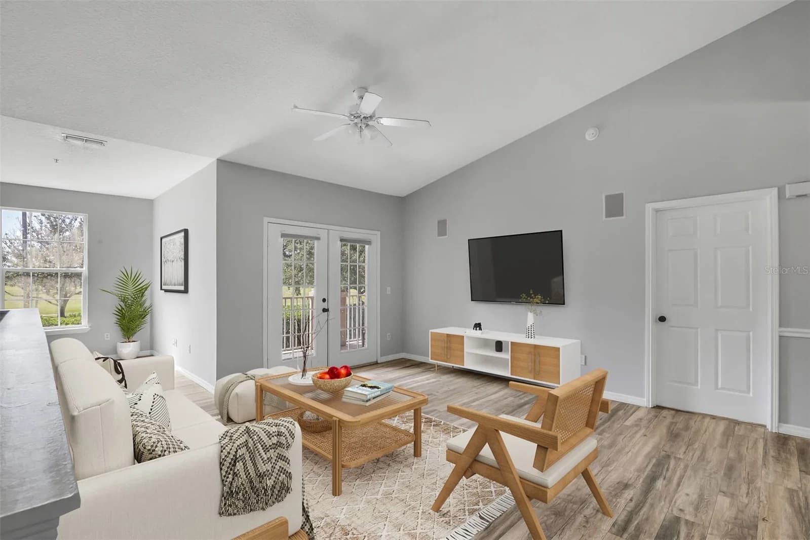 14226 FREDRICKSBURG 5