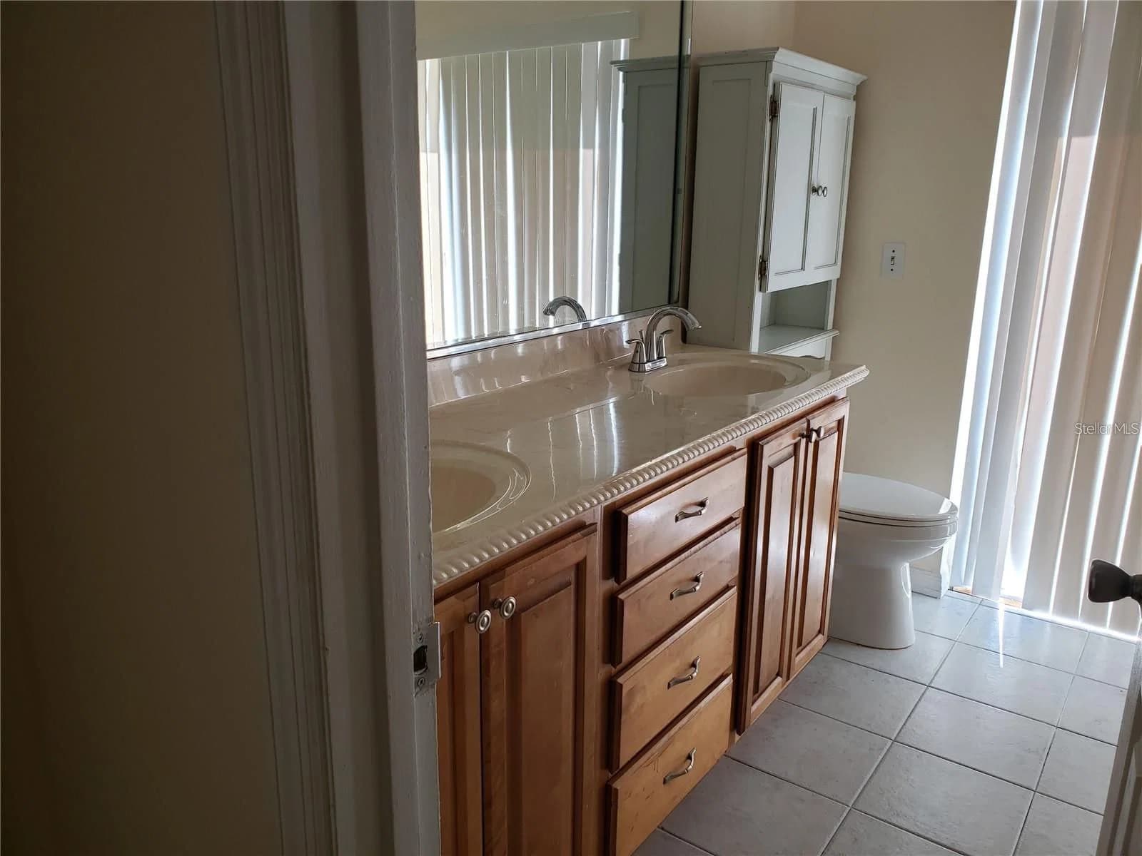 3792 DUNWICH, Orlando, FL 32817 3