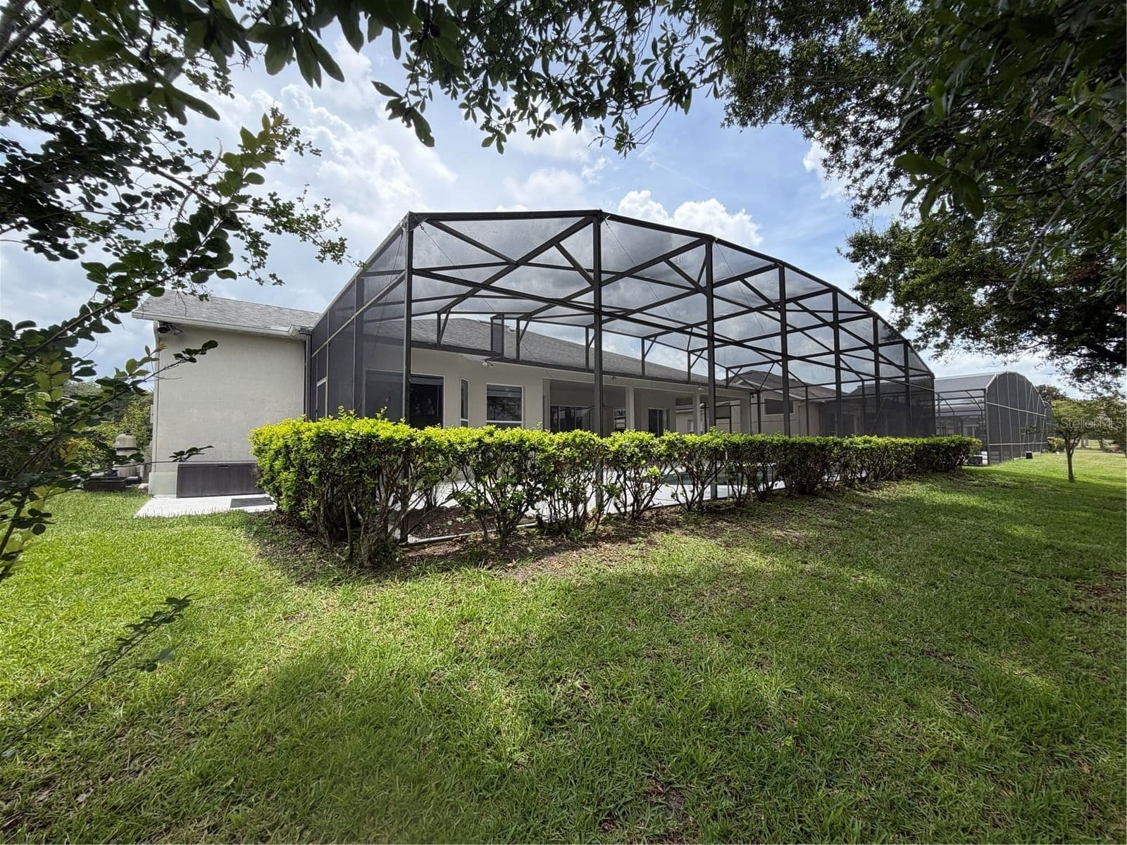 2734 WINDSORGATE 4