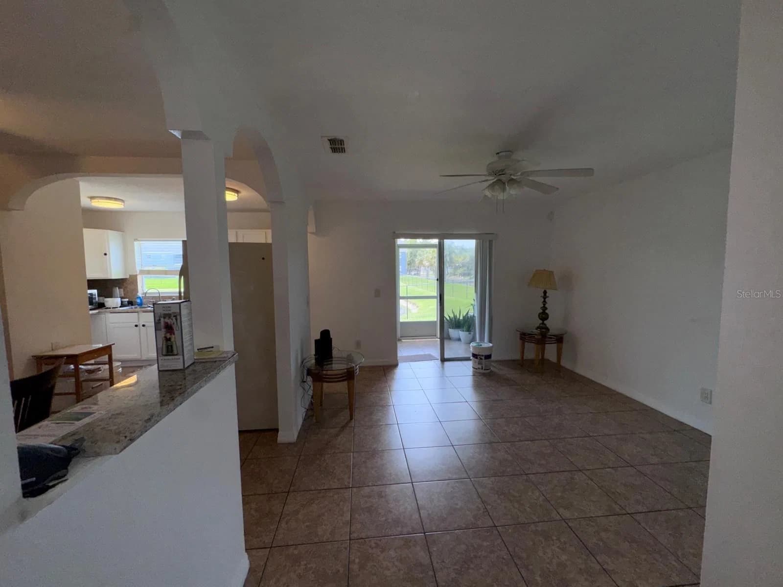 4252 PERSHING POINTE 5