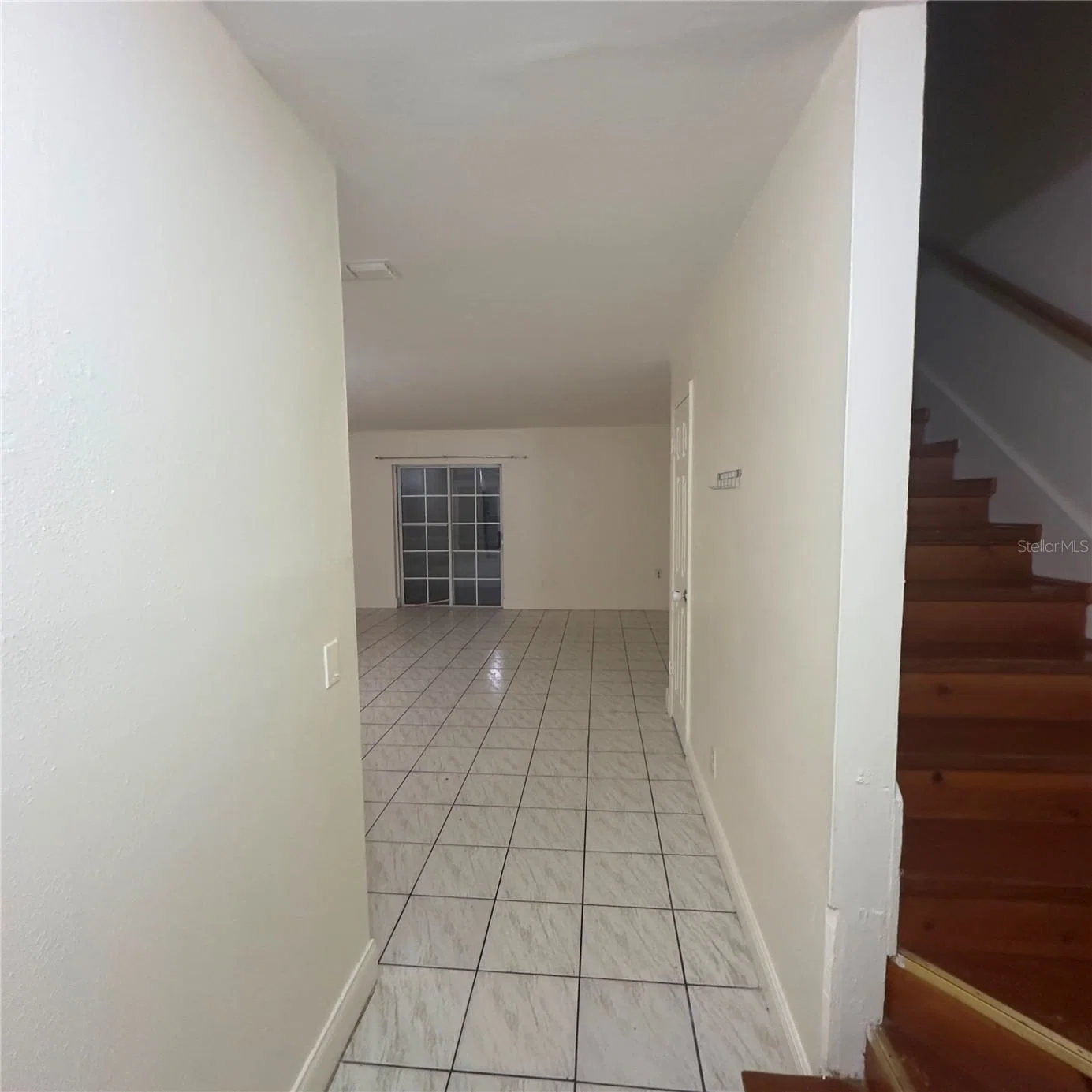 2454 RIO PINAR LAKES, Orlando, FL 32822 2