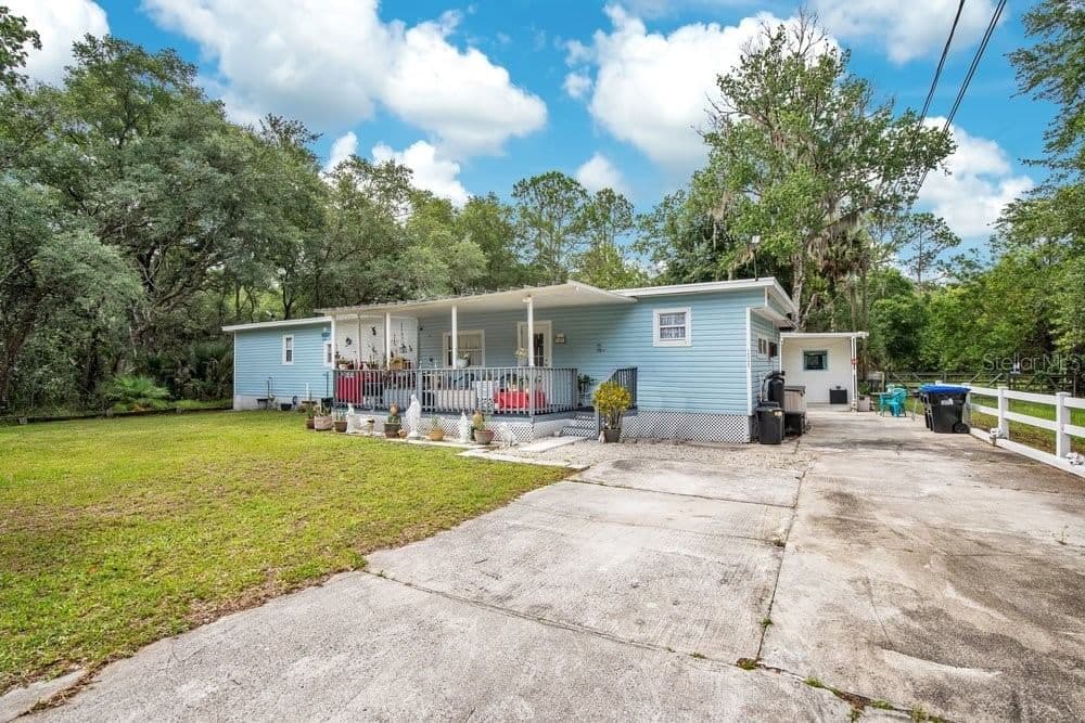 18222 LYNBROOK, Orlando, FL 32820 3
