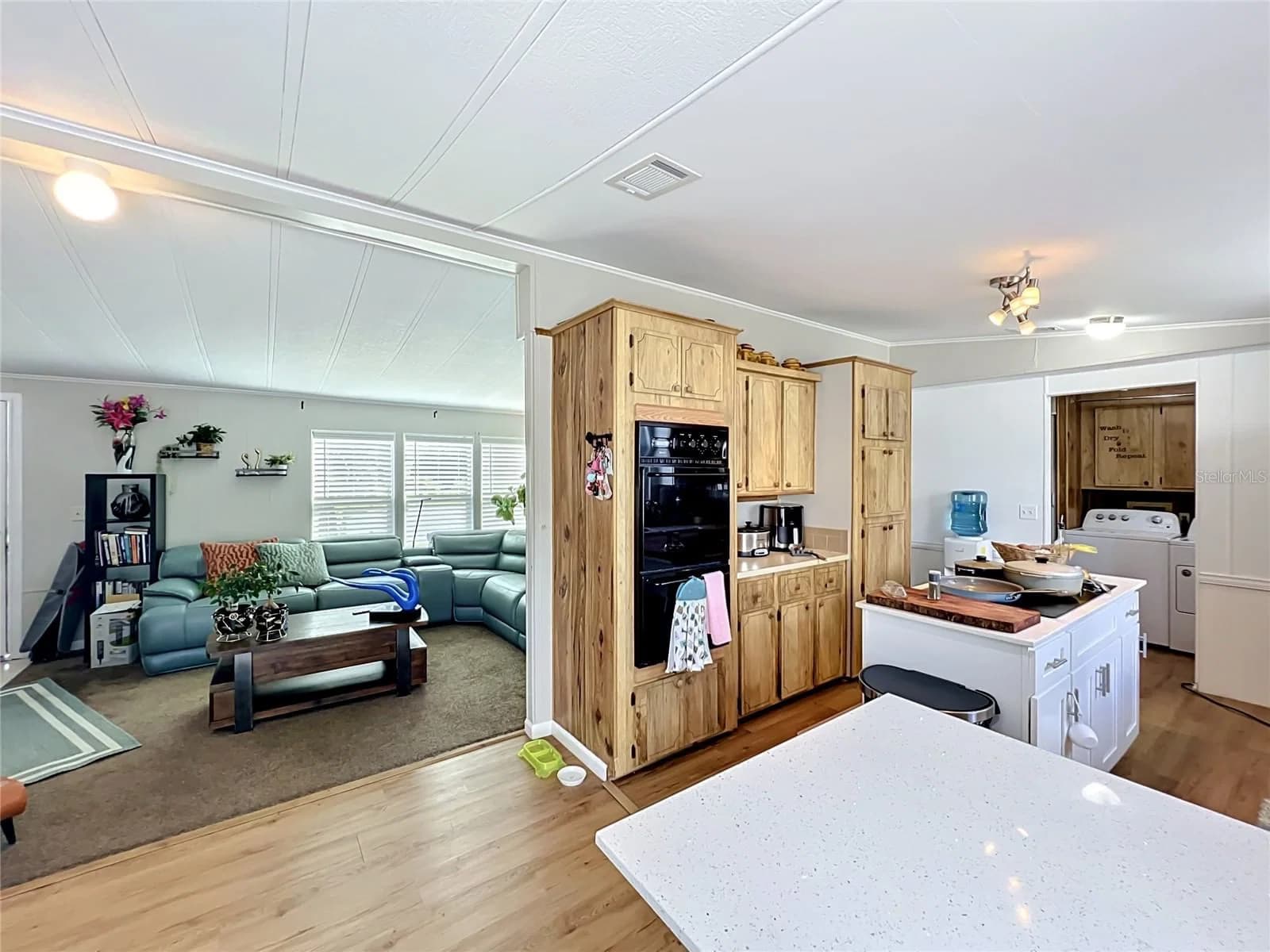 7519 CHARLIN 5