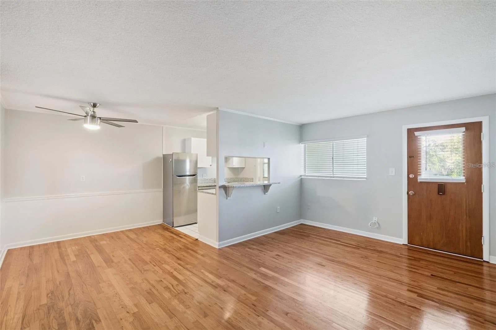 320 LAKEVIEW 5