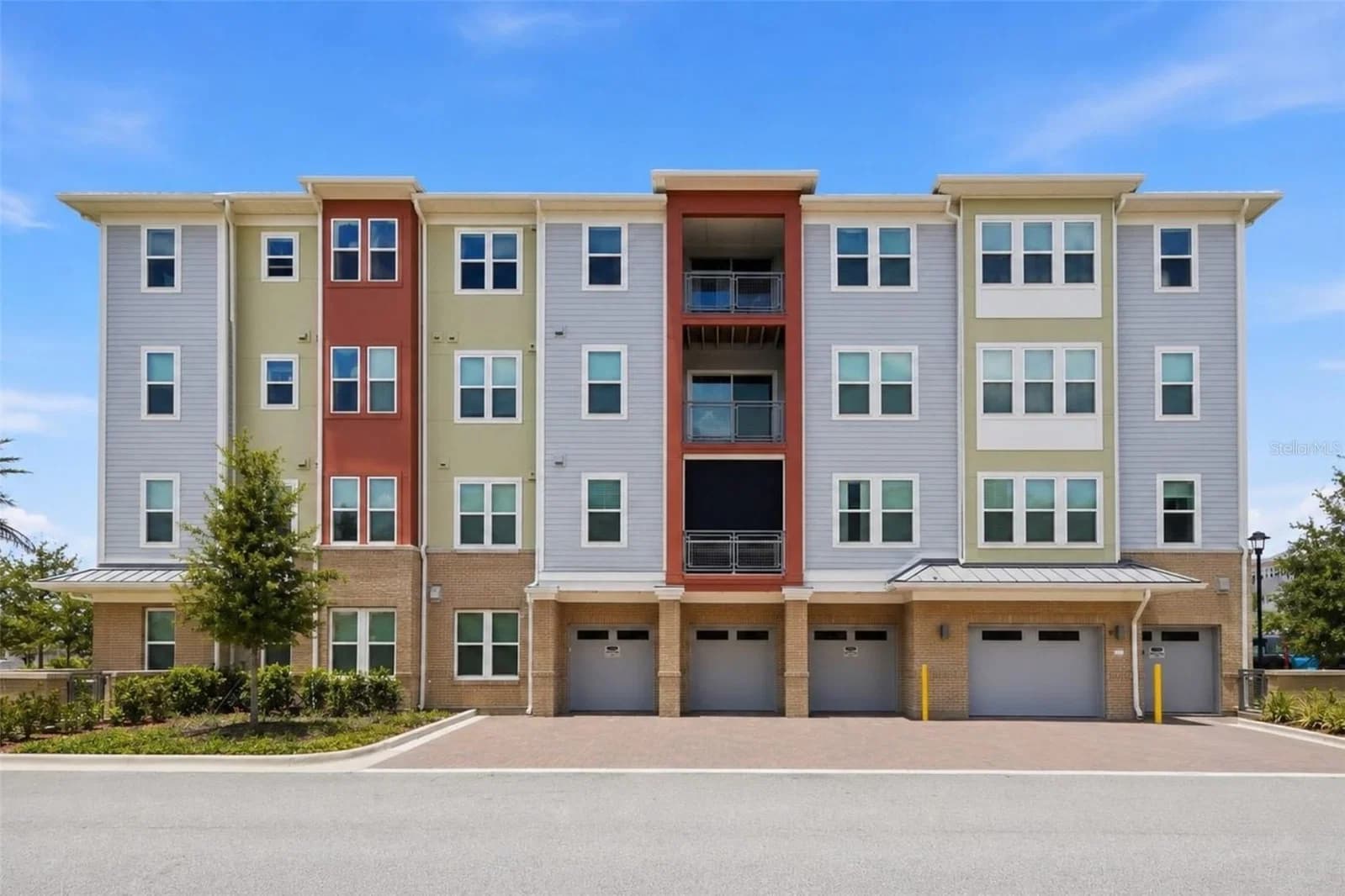 7521 LAUREATE, Orlando, FL 32827 2
