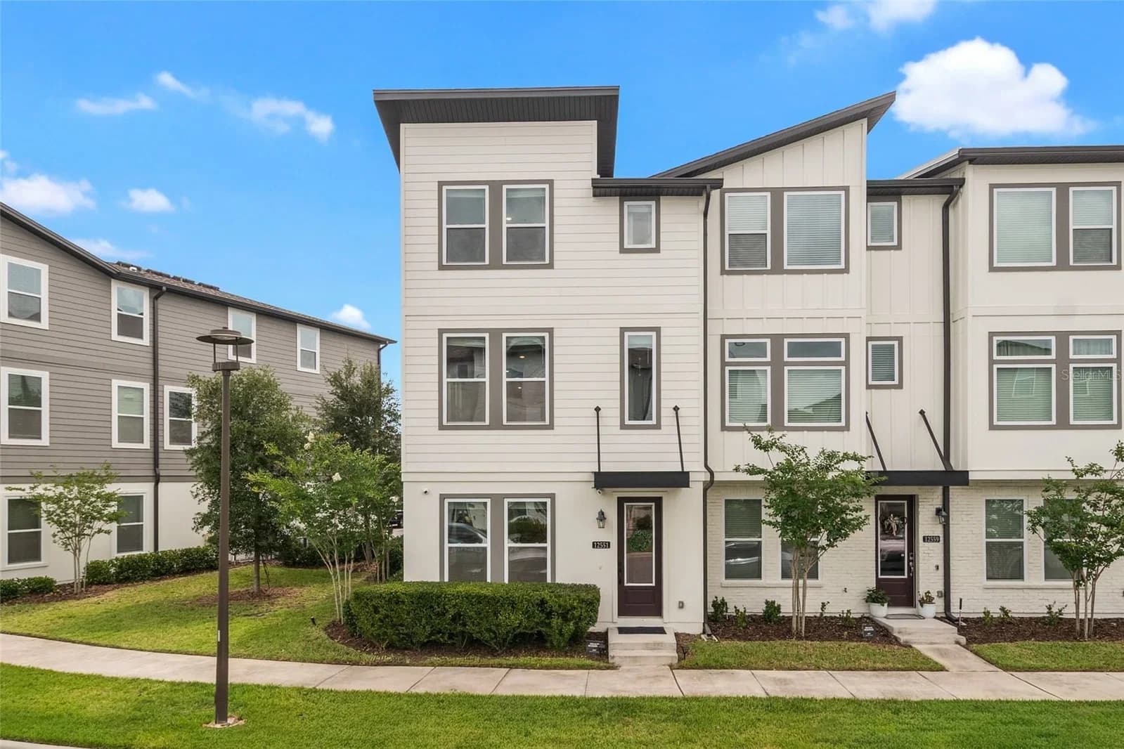 12551 WILLSTATTER, Orlando, FL 32827 2