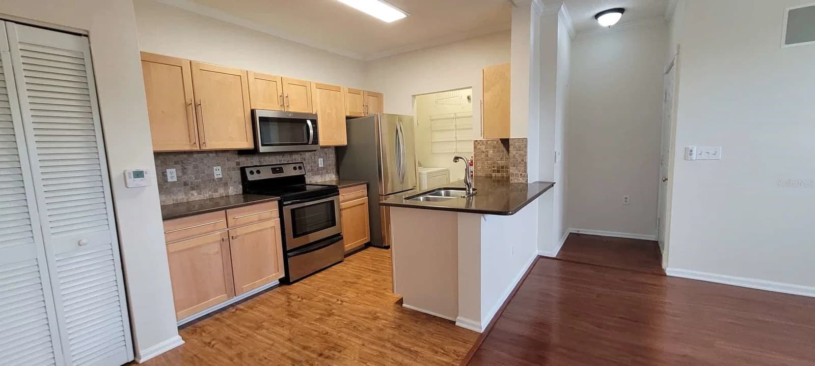 14328 FREDRICKSBURG 5