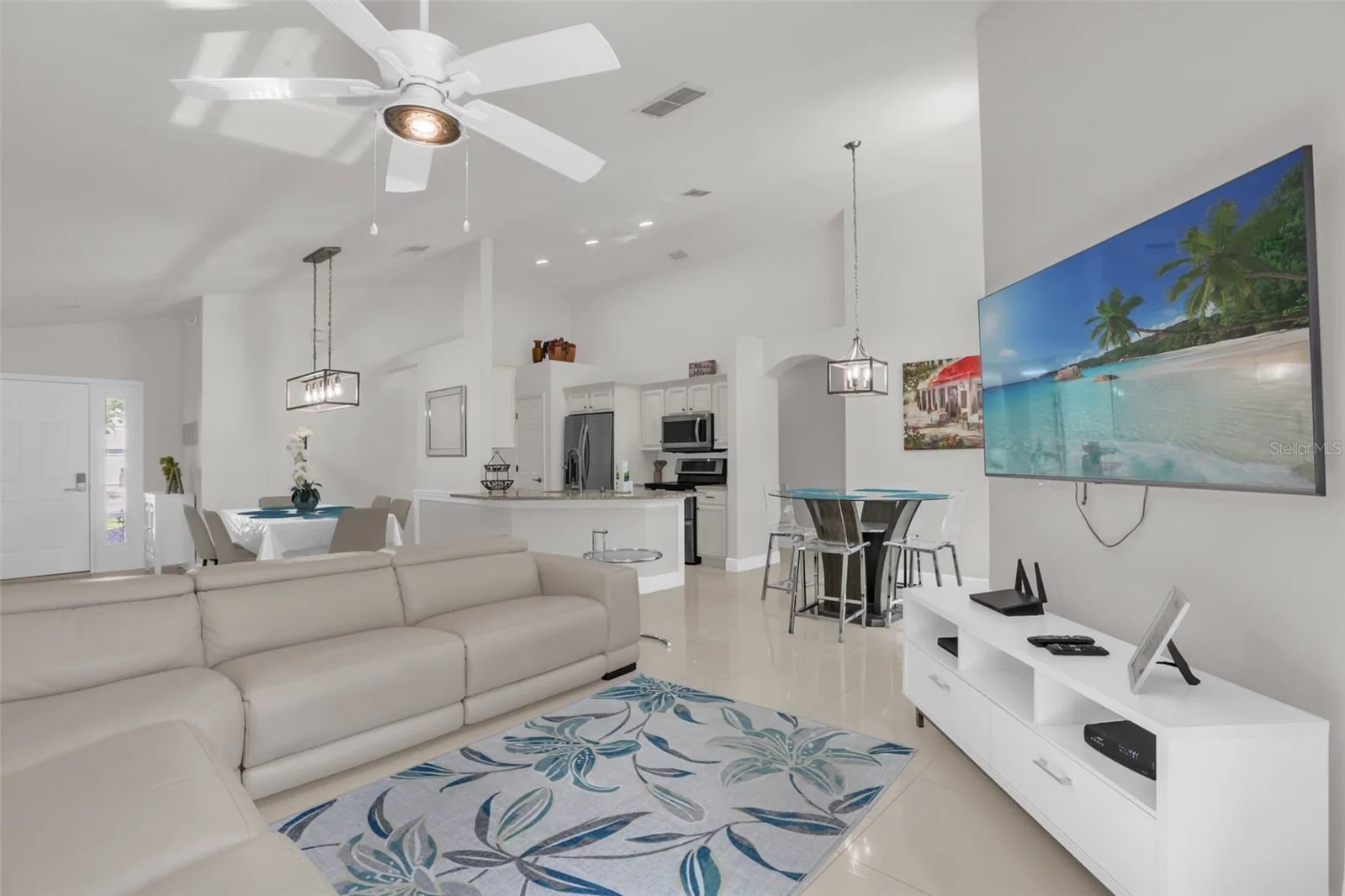156 BAREFOOT BEACH 4