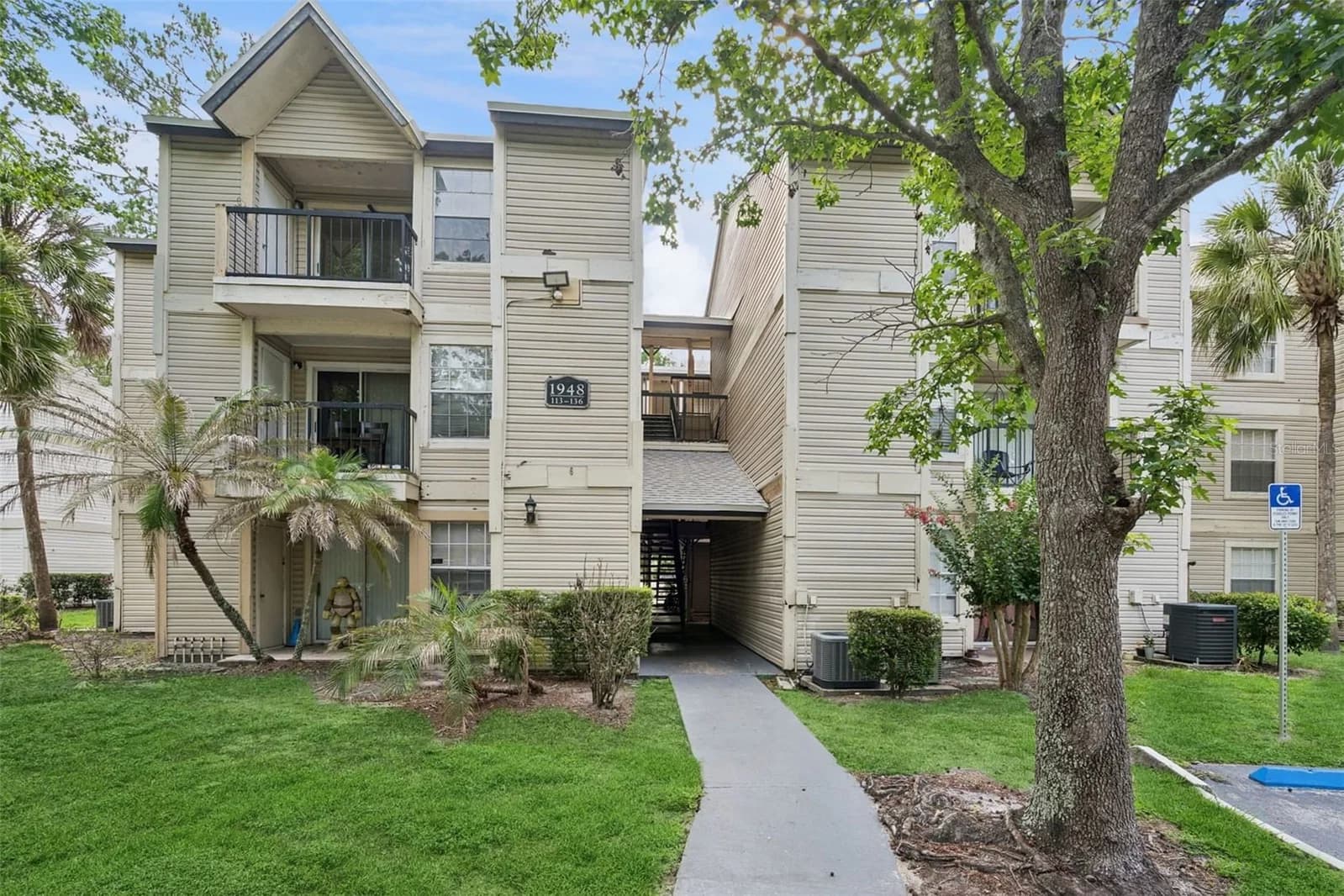 1948 LAKE ATRIUMS, Orlando, FL 32839