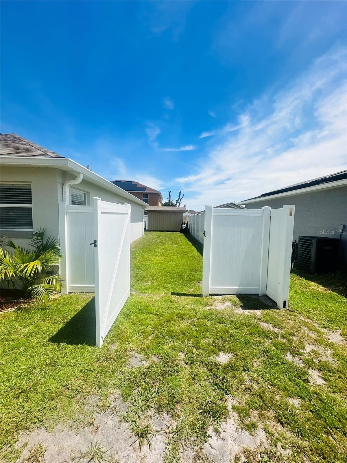 340 EDGEWOOD 4