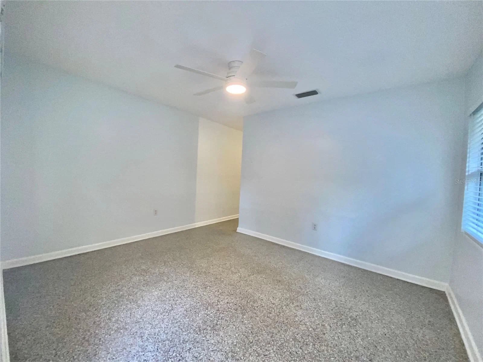 1022 DELANEY PARK 4