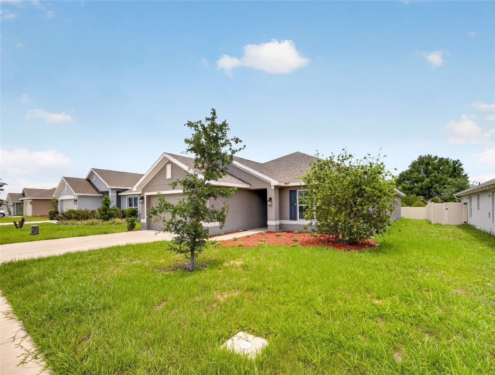 1113 CITRUS LANDINGS 5