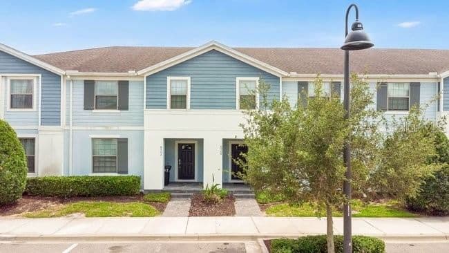 8904 SYDNEY, Kissimmee, FL 34747 2