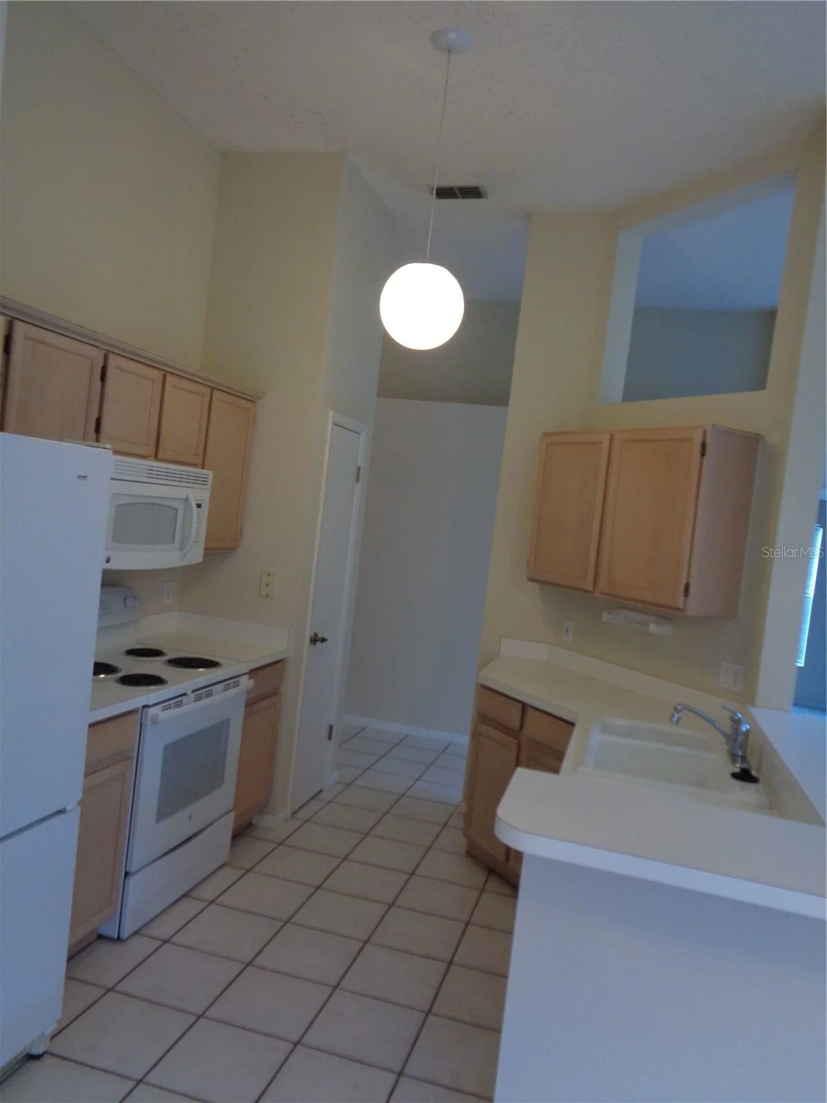 2125 RIVER PARK 4