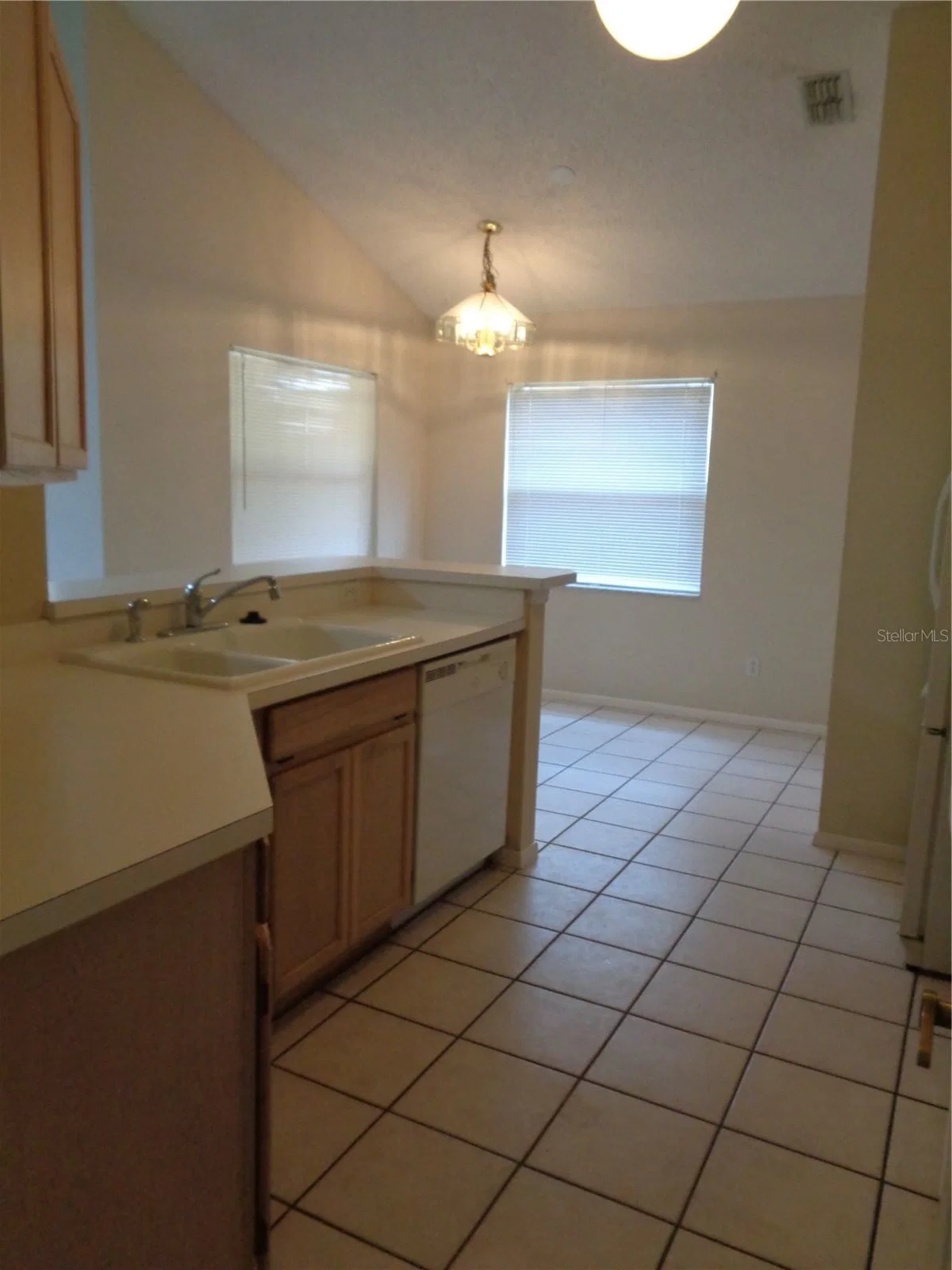 2125 RIVER PARK 5