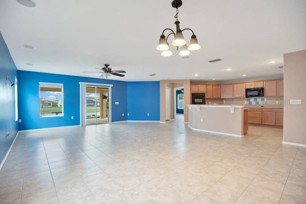 2319 PLANTATION OAK 5