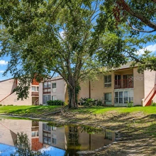 2527 CITRUS CLUB 4