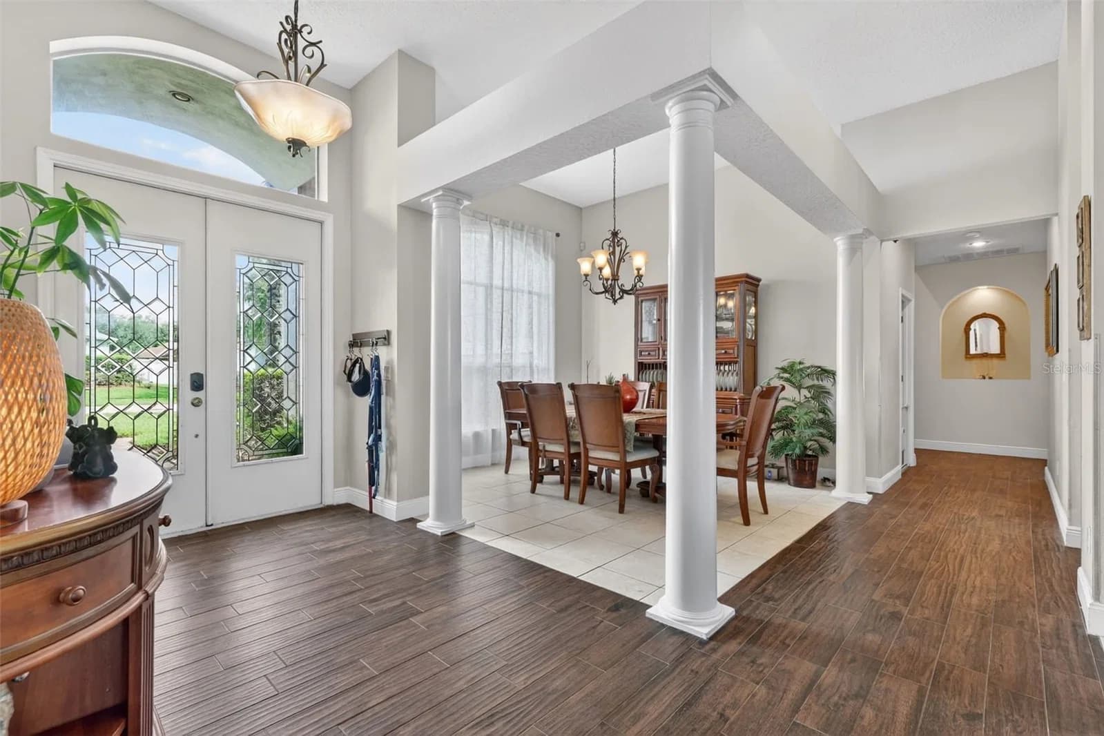4552 LAKE CALABAY 4
