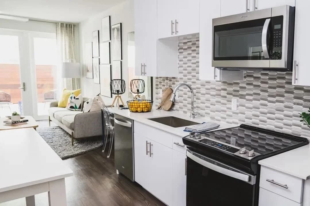 505-1 CHATHAM AVE, Orlando, FL 32801 3